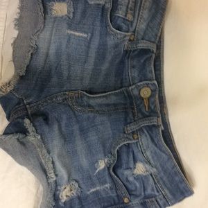 Jean shorts with rips